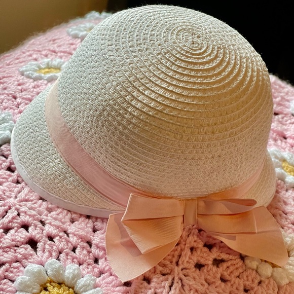 Janie and Jack White/Pink Baby Bonnet - Picture 2 of 4